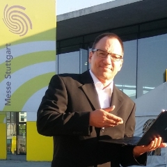 Rainer_vor_Messe-Stuttgart-01q